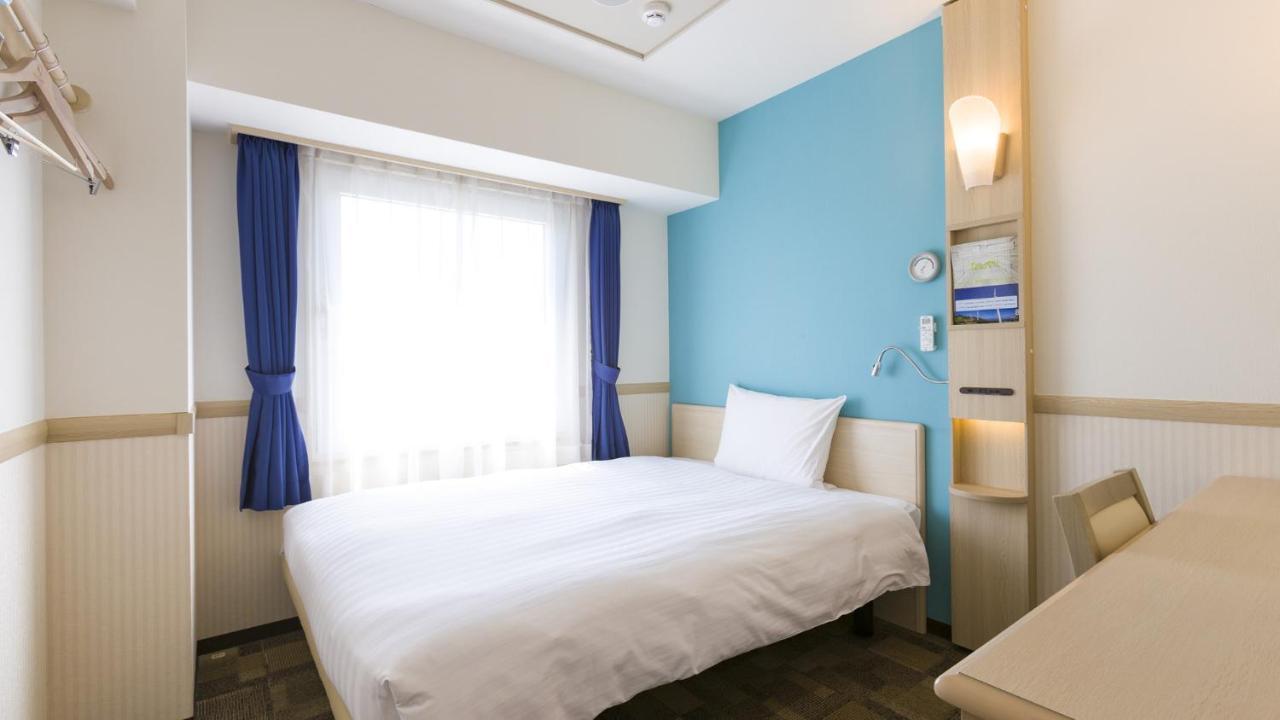 Toyoko Inn Shiki Eki Higashi Guchi Экстерьер фото